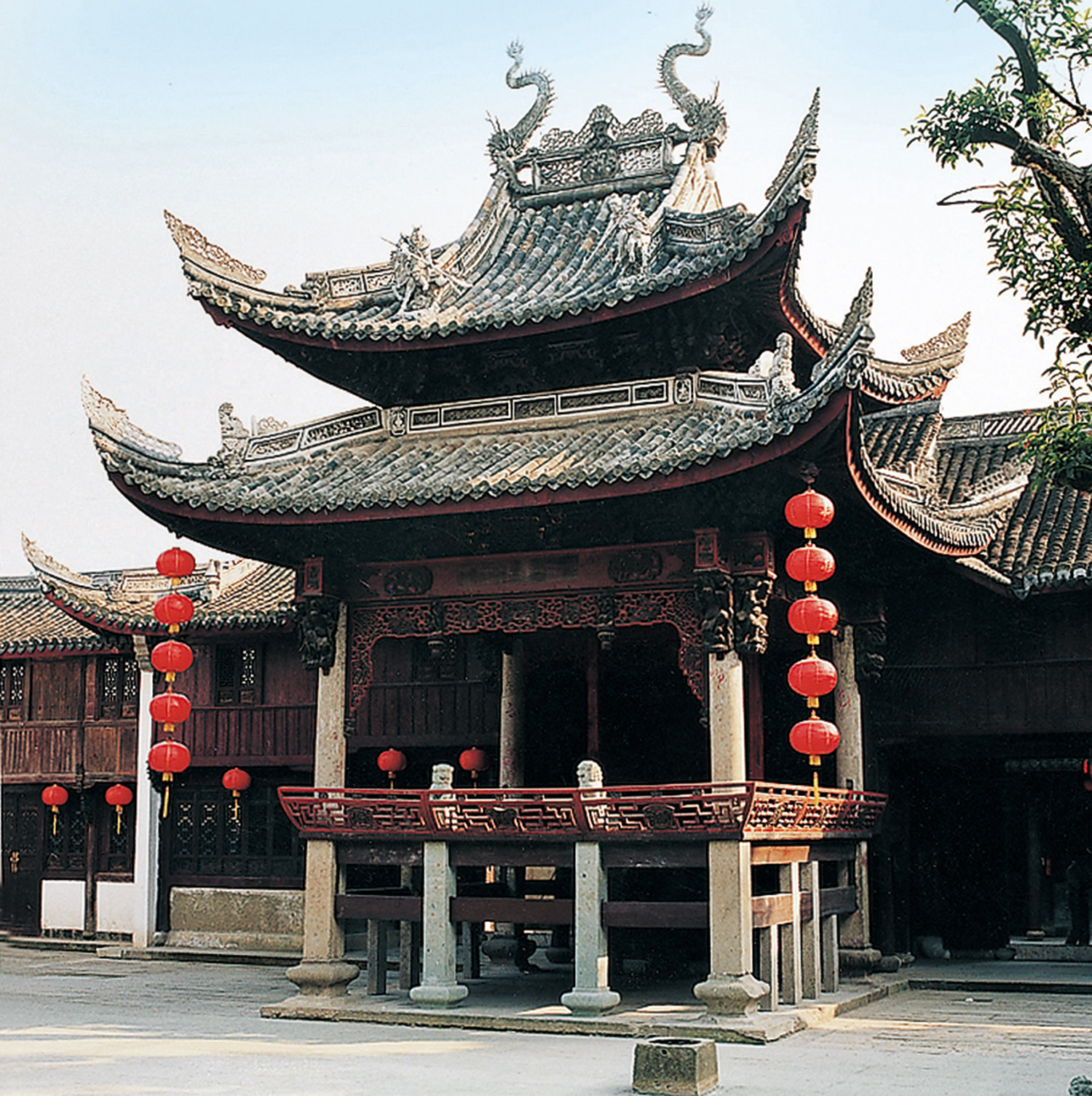 嵊州城隍殿——越鄉(xiāng)杯獎（省級文保）